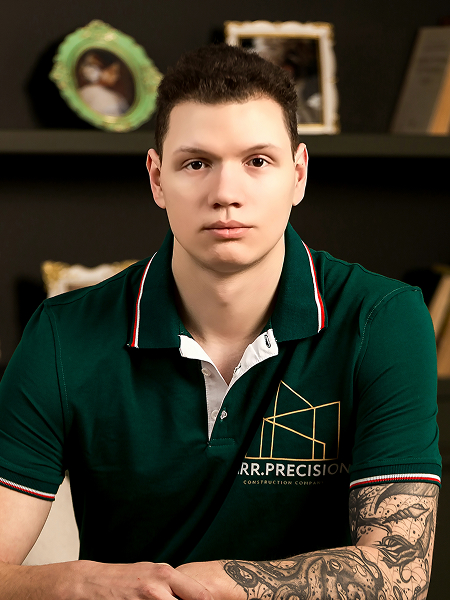 Данил Вострухин – монтажник ARR Precision, Алматы